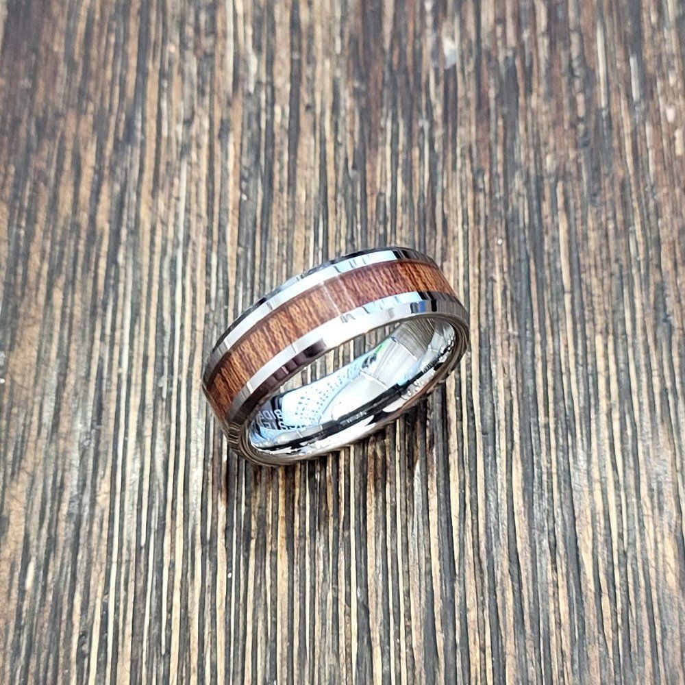 New Real Men's Tungsten and Wood Ring - Wedding Ring Engagement Ring Size 9-13